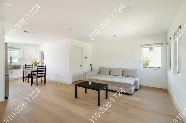 Foto del edificio - 3023 Glendon Ave