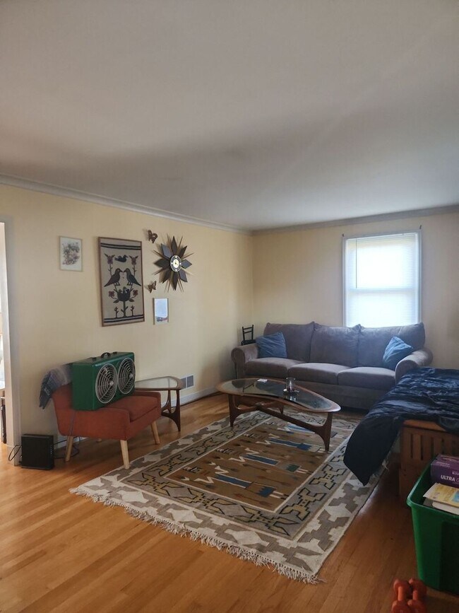 Foto del edificio - Three Bedroom House Available Near Rugby A...