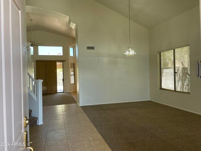 Building Photo - 5922 W Sack Dr