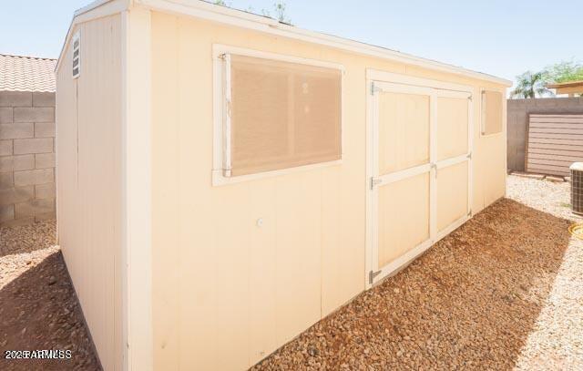 Building Photo - 10533 W Louise Dr