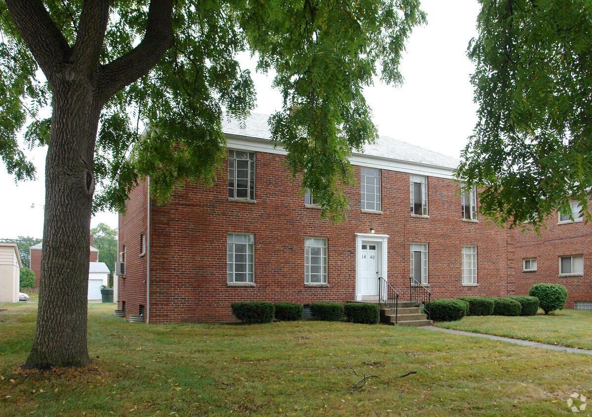 Building Photo - 1440 Elmwood Ave