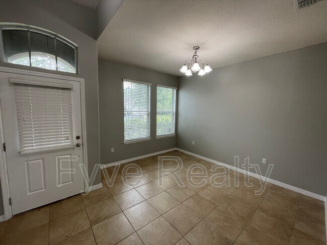 Building Photo - 7343 Azalea Cove Cir