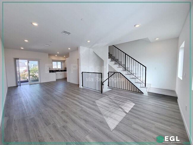 Foto del edificio - 10501 Buford Ave