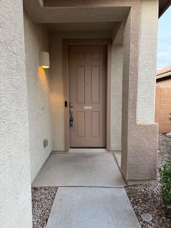 Building Photo - 2286 W Gold Dust Ave