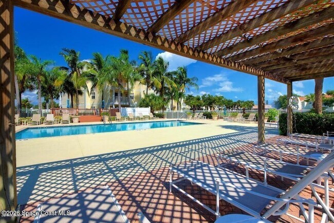 Foto del edificio - 1801 Island Club Dr