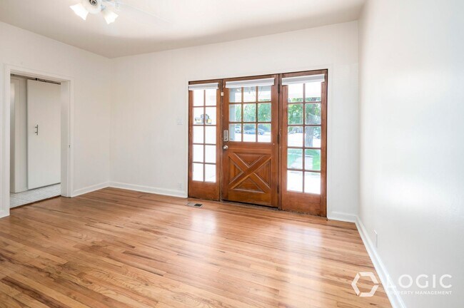 Foto del edificio - 1309 E 400 S