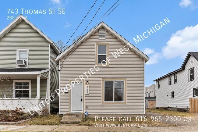 Building Photo - Available Now | 2 Bed 2 Bath Single Family...
