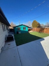 Building Photo - 2670 Lennox Ln