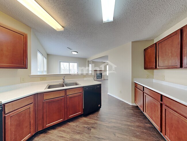 Foto del edificio - 6768 W Littleton Dr