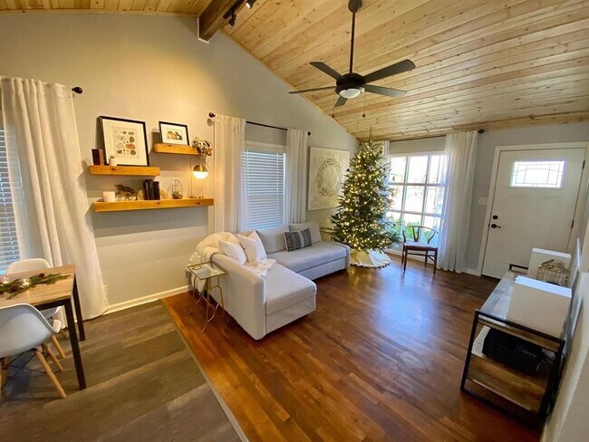 Foto del edificio - 1804 Adina St