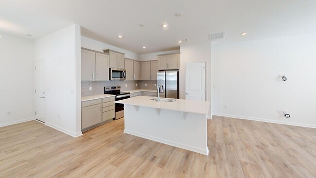 Foto del edificio - Immaculate New Townhome in Pringle Towns