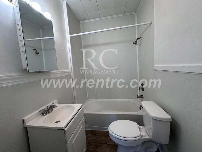 Foto del edificio - 1115 Harmon-