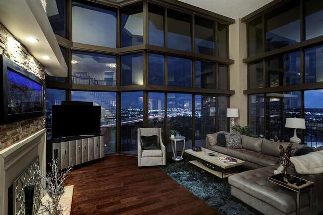 Foto del edificio - 3350 McCue Rd
