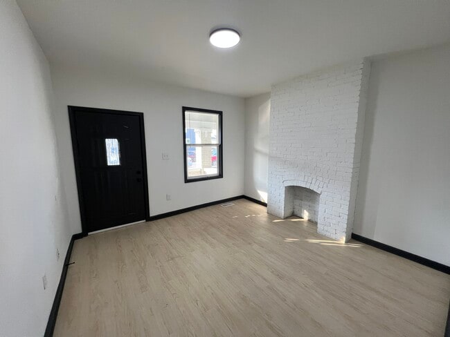 Building Photo - 1409 S Alabama St