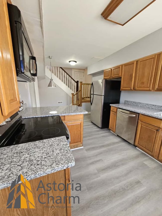 Updated 3 Bedroom + Free TV & PS5 with Move-In!! - Updated 3 Bedroom + Free TV & PS5 with Move-In!! House