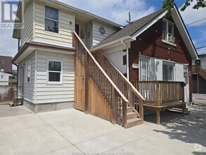 Building Photo - 476 Hyde St
