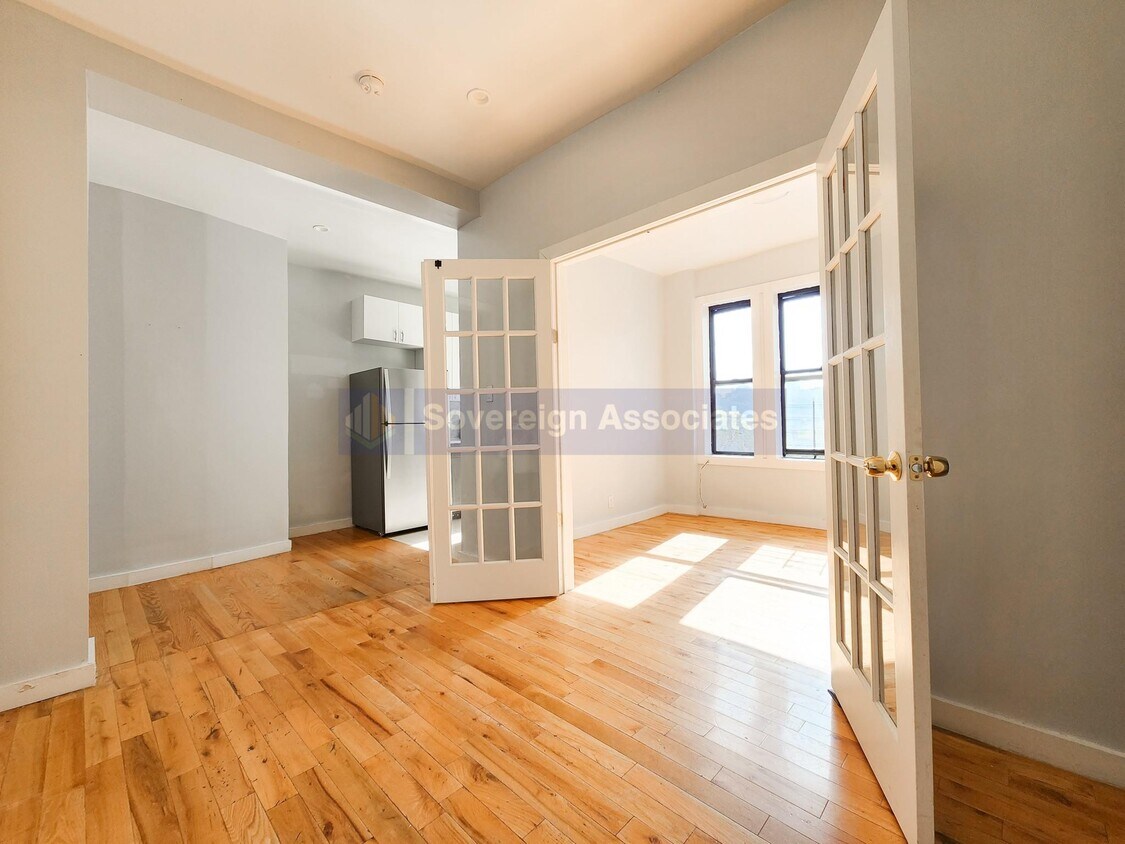 Primary Photo - 518 West 204th Street