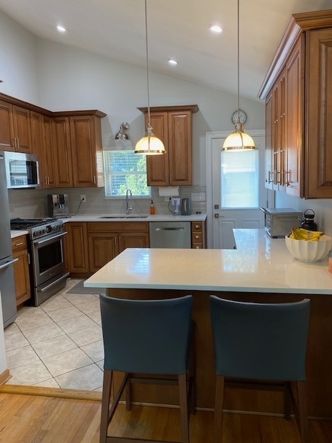 Building Photo - 604 N Pine St