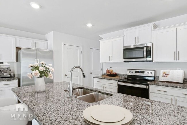 Foto del edificio - 2030 Ryker Davis Ln