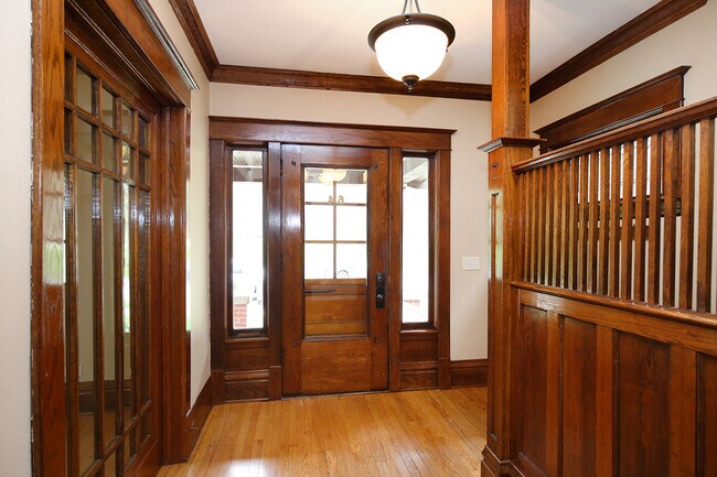 Foto del edificio - 64 John Ball Park Dr NW