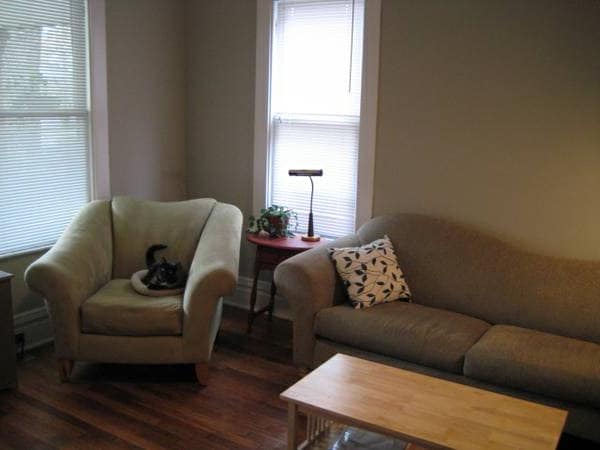 Living Room - 2569 Summit St