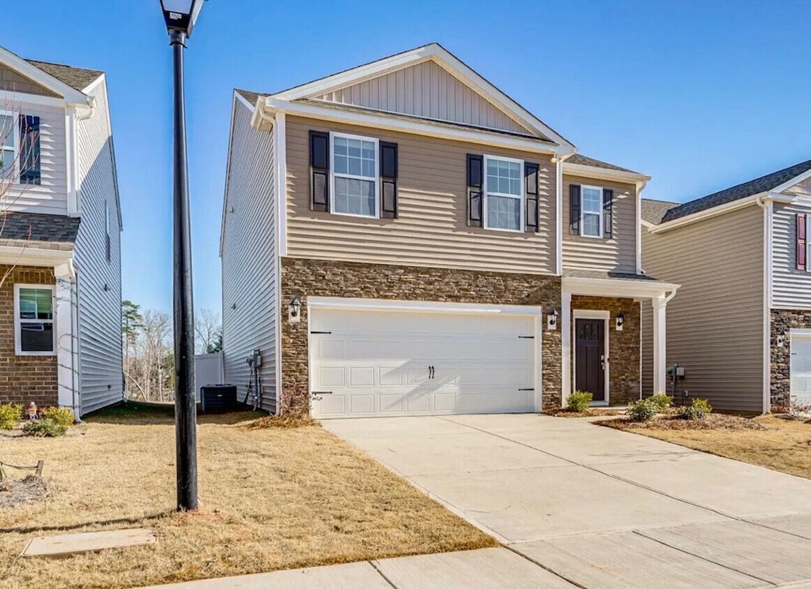 Foto principal - 1281 37th Ave Lane NE
