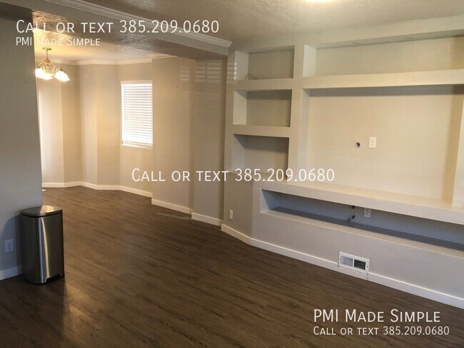 Foto del edificio - Charming 4-Bed Townhome in Provo |$500 MOV...