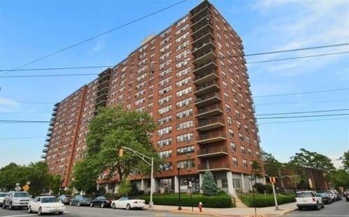 Primary Photo - 500 Central Ave