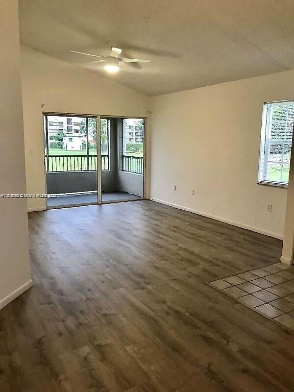 Building Photo - 2841 N Oakland Forest Dr