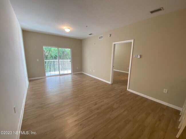 Foto del edificio - 4998 Key Lime Dr