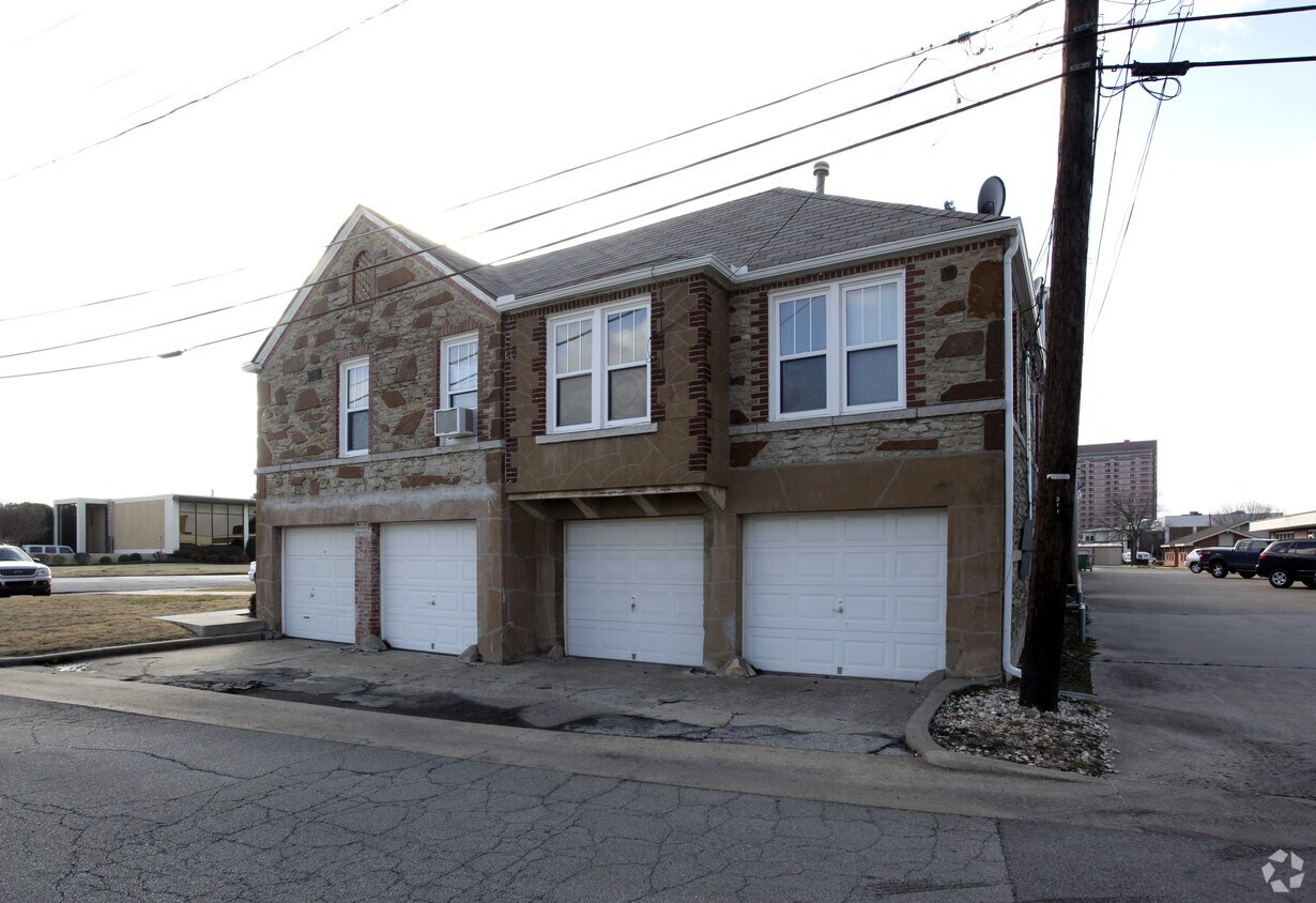 508 E 4th St, Bartlesville, OK 74003 Apartments in Bartlesville, OK