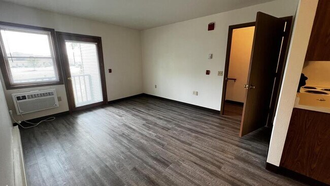 Foto del edificio - 120/130 Memorial Drive - M