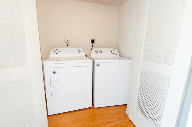 Foto del edificio - 5400 Memorial Dr