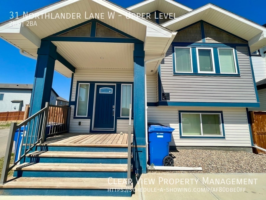 Primary Photo - Modern upper level suite on a corner lot i...