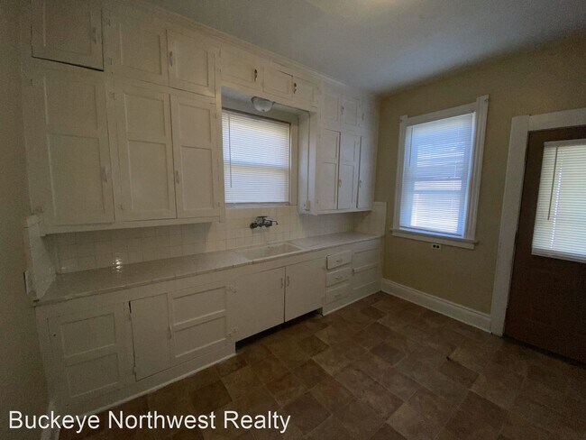 Building Photo - 3 br, 1 bath House - 233 Maryland Ave
