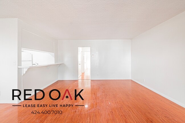 Foto del edificio - 10535 Lindley Ave