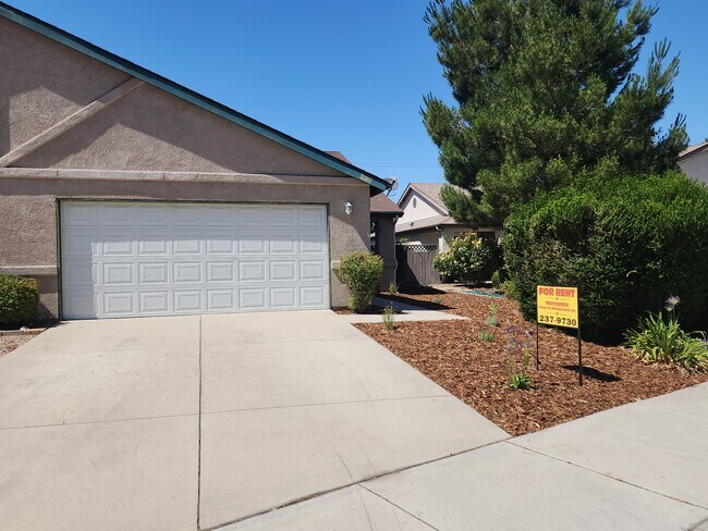 Building Photo - 705 Turtle Creek Rd