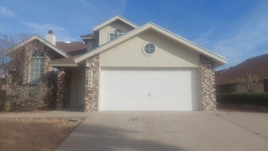 Building Photo - 7744 Luz De Camino Way