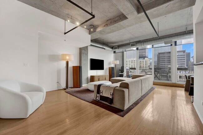 Foto del edificio - 700 W Van Buren St