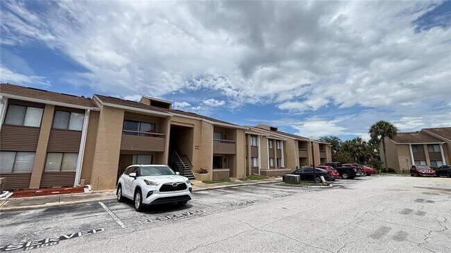 Foto del edificio - 5169 Vineland Rd