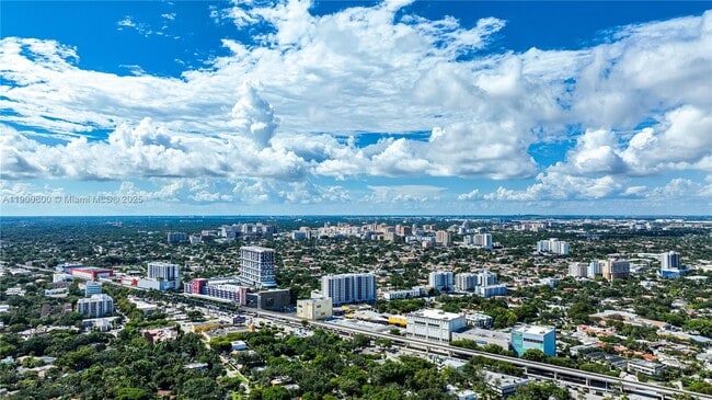 Foto del edificio - 2205 Overbrook St