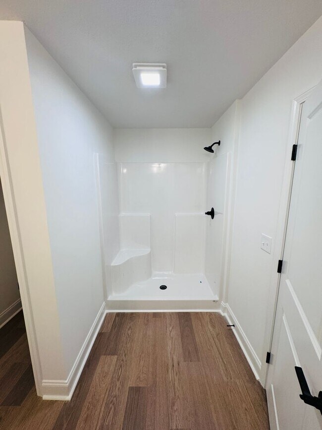 Foto del edificio - Marigold Floorplan in Bennett Village