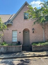 Building Photo - 3120 Anderson Rd
