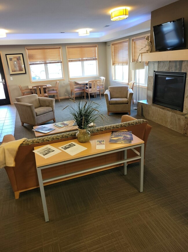 Building Photo - 2207 Park Ave