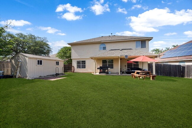 Building Photo - 15206 Redbird Mnr