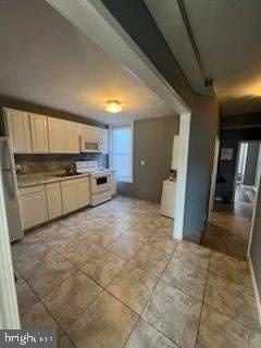 Foto del edificio - 748 N 43rd St
