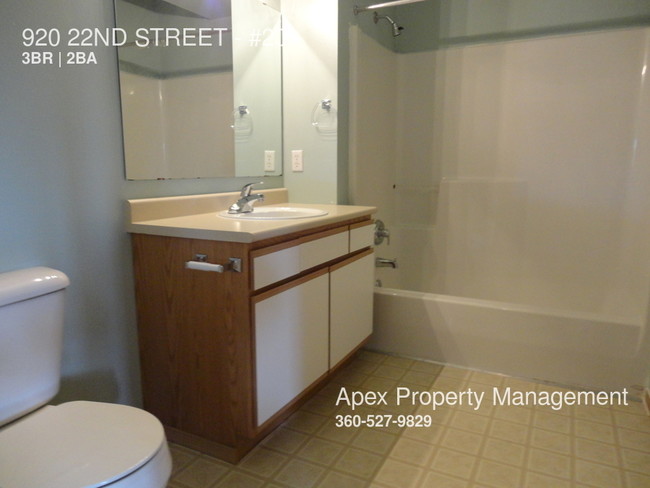 Foto del edificio - 920 22ND St