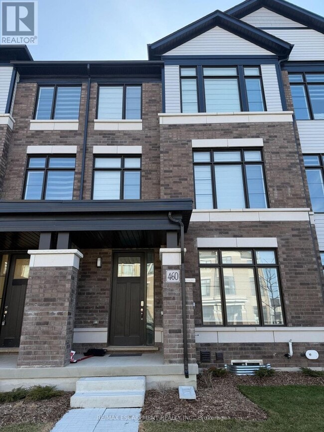 Building Photo - 460 Provident Wy