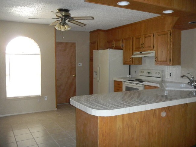 Foto del edificio - 112 King Charles Pl