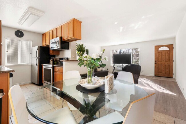 Foto del edificio - 1000 Estes St